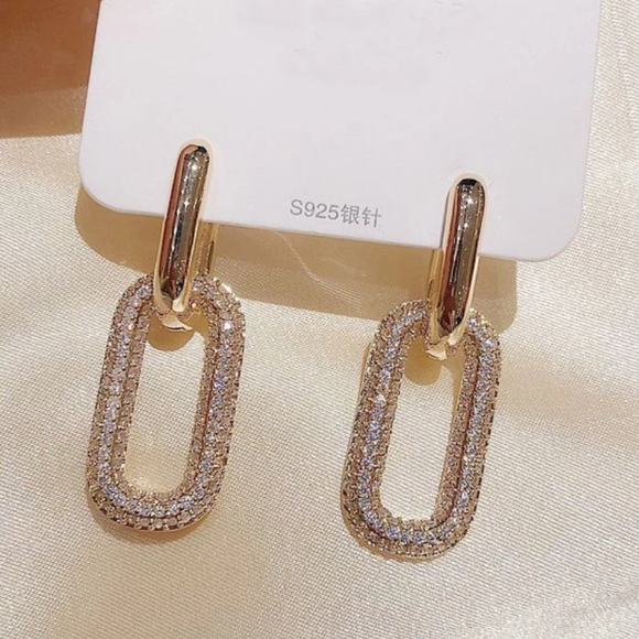 NEW 18k Yellow Gold Micro Pave Link Hoop Earrings - Picture 2 of 6